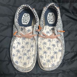 Youth Hey Dude Tropical Wally size 6